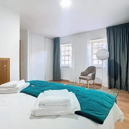 Apartment Charming In Chaves
