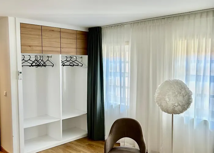 아파트 Aquae Flaviae Urban - Charm 샤베스