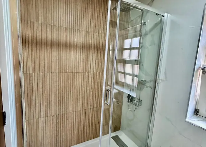 아파트 Aquae Flaviae Urban - Charm 샤베스